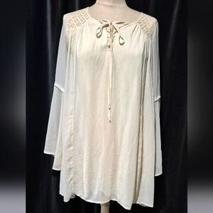 NWT Taends Long-bell sleeve Dress